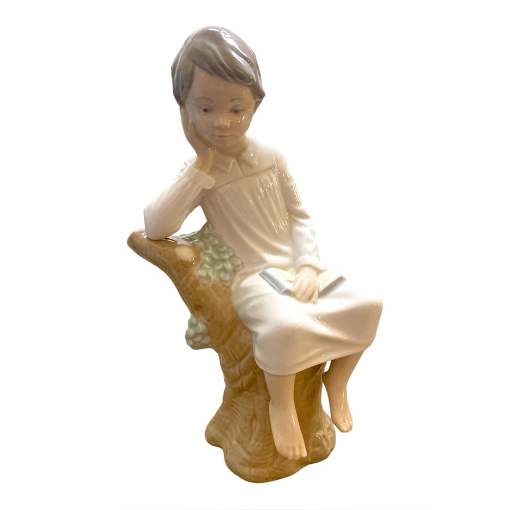 Lladró 4876 Thinker Little Boy Porcelain Figurine Jose Roig w/ Box Vintage